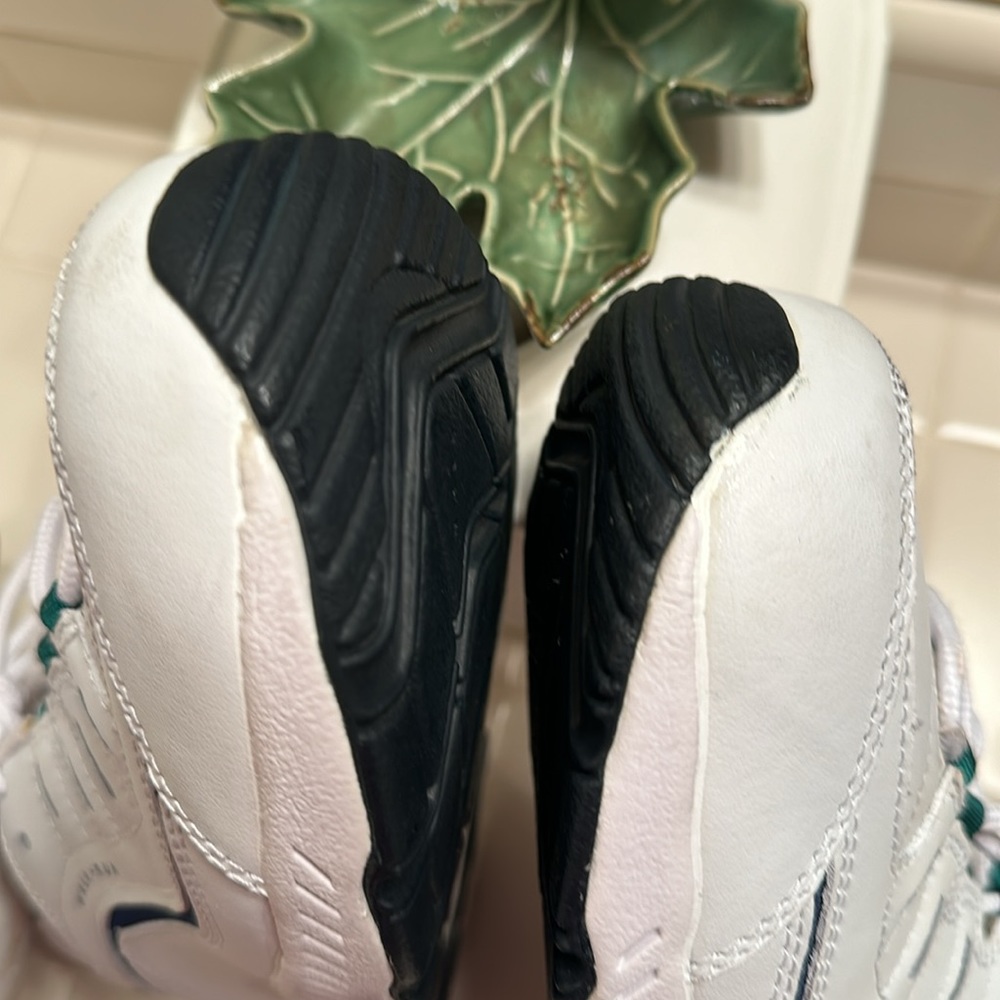 Easy Spirit White Leather Romy Walk & Run Athletic shoes -Size 9 EUC - Picture 8 of 13